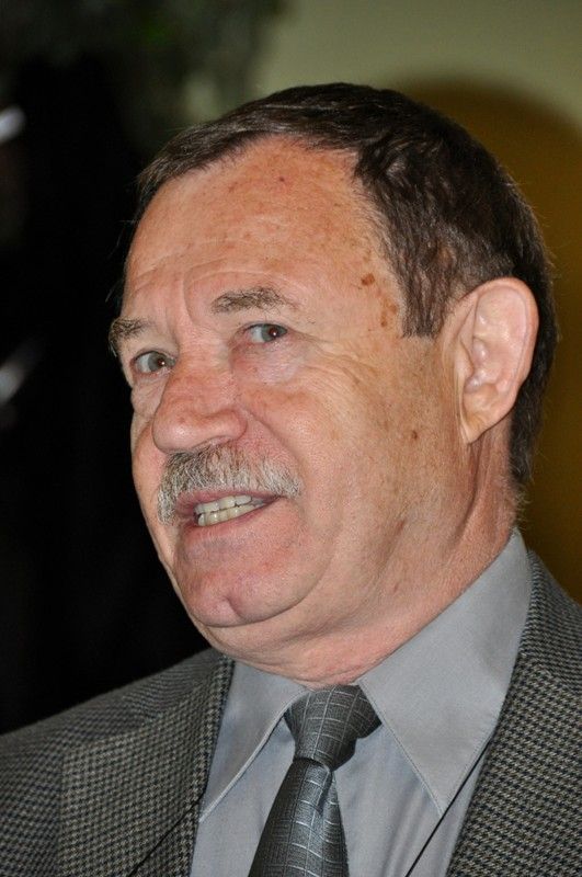 Na slavnostním setkání za všechny přítomné, kterým události 1. června 1953 a následující represe zasáhly do života, promluvil Richard Smola. Pamětní medaile a list budou všem přítomným pamětníkům a držitelům Ceny 1. června připomínat slavnostní setkání k 60. výročí plzeňské vzpoury proti měnové reformě. Převzali je z rukou primátora Martina Baxy. Před slavnostním setkáním v Měšťanské besedě se uskutečnil krátký vzpomínkový akt u pamětní desky na náměstí T. G. Masaryka. (foto: 1.6.2013)