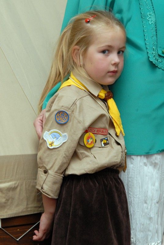 Skauting v datech, skauting dobrovolně a zdarma, skauting jako parta, hrdost, láska, tábor, zábava, sport. Taková témata a další zajímavosti nabízí (4.6.2012) výstava s názvem Sto let s šátkem kolem krku v mázhauzu plzeňské radnice.