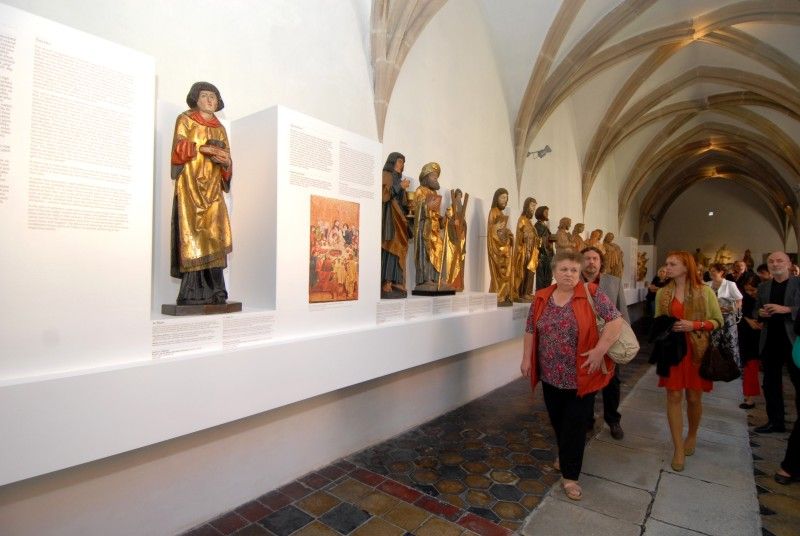 V Plzni vzniklo (15.6.2012) nové muzeum, které vystaveným souborem křesťanských reálií seznamuje návštěvníka se světem křesťanů. Prezentovaná díla a předměty patří k tomu nejlepšímu, co se v západních Čechách zachovalo. Nejstarší z nich pocházejí ze začátku 14. století, liturgické předměty z konce 15. století. Například Malesická monstrace nebo kalich ze Zvíkovce mají patřit mezi největší skvosty klenotnice (v prostoru bývalé nemocnice s renesanční kaplí).
