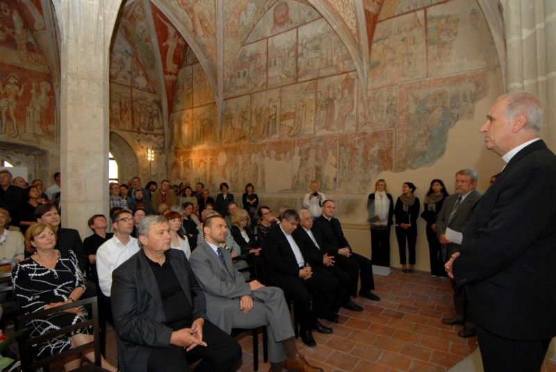 V Plzni vzniklo (15.6.2012) nové muzeum, které vystaveným souborem křesťanských reálií seznamuje návštěvníka se světem křesťanů. Prezentovaná díla a předměty patří k tomu nejlepšímu, co se v západních Čechách zachovalo. Nejstarší z nich pocházejí ze začátku 14. století, liturgické předměty z konce 15. století. Například Malesická monstrace nebo kalich ze Zvíkovce mají patřit mezi největší skvosty klenotnice (v prostoru bývalé nemocnice s renesanční kaplí).