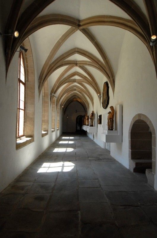 V Plzni vzniklo (15.6.2012) nové muzeum, které vystaveným souborem křesťanských reálií seznamuje návštěvníka se světem křesťanů. Prezentovaná díla a předměty patří k tomu nejlepšímu, co se v západních Čechách zachovalo. Nejstarší z nich pocházejí ze začátku 14. století, liturgické předměty z konce 15. století. Například Malesická monstrace nebo kalich ze Zvíkovce mají patřit mezi největší skvosty klenotnice (v prostoru bývalé nemocnice s renesanční kaplí).