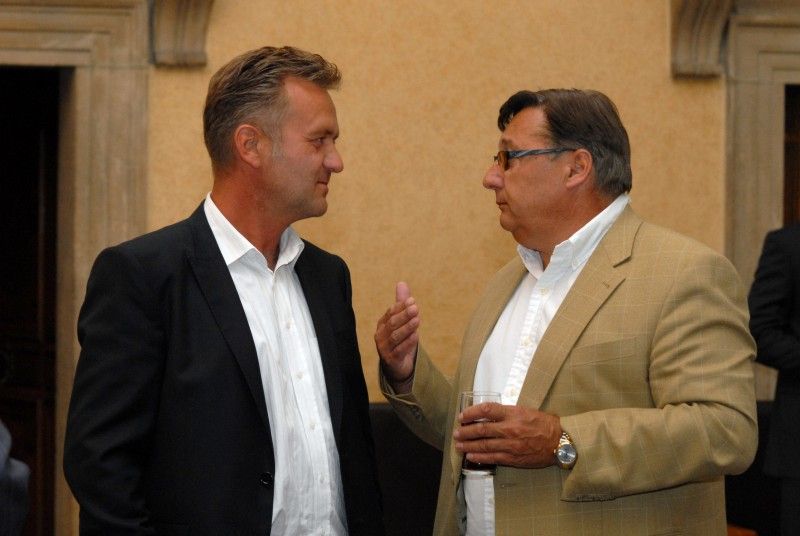 Tradiční setkání členů Rady města Plzně se členy Okresní hospodářské komory Plzeňsko se konalo na plzeňské radnici 25.6.2012.