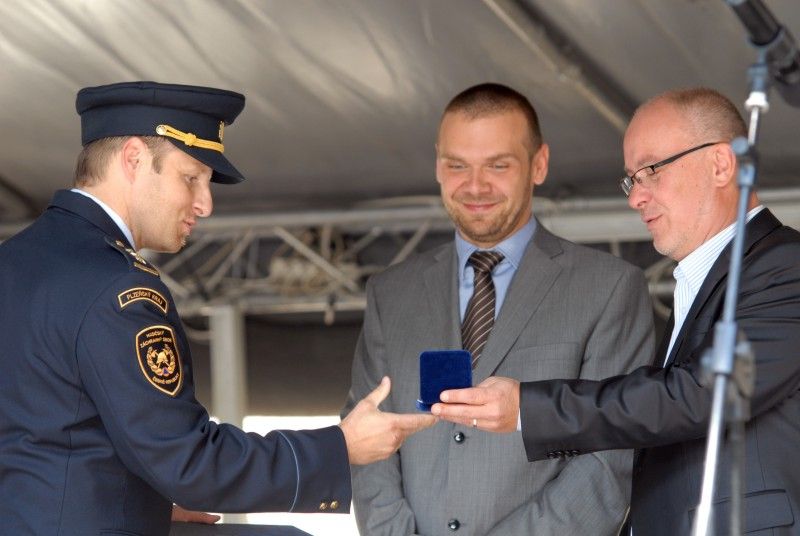 Při vzpomínkovém setkání na povodeň v roce 2002 se předávaly pamětní medaile