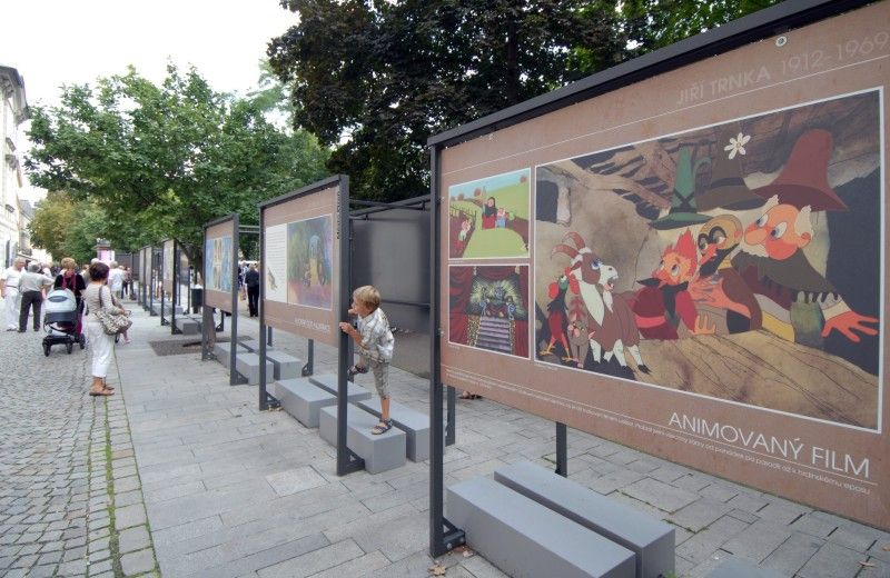 Výstava ve Smetanových sadech přibližuje Trnkovo dílo