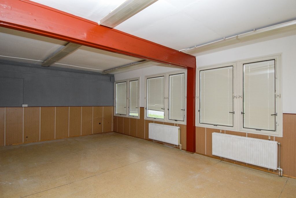 Fotografie ze setkání radního Šloufa s klienty a zákonnými zástupci v objektu Krašovská 30 dne 28.6.2016