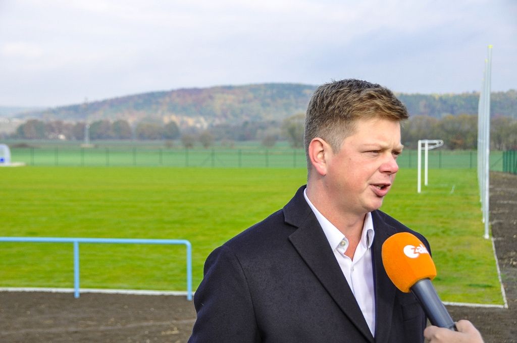 Město dokončilo náhradní hřiště pro SK Slovan Plzeň 1910 (foto: M. Pecuch, 8.11.2016)
