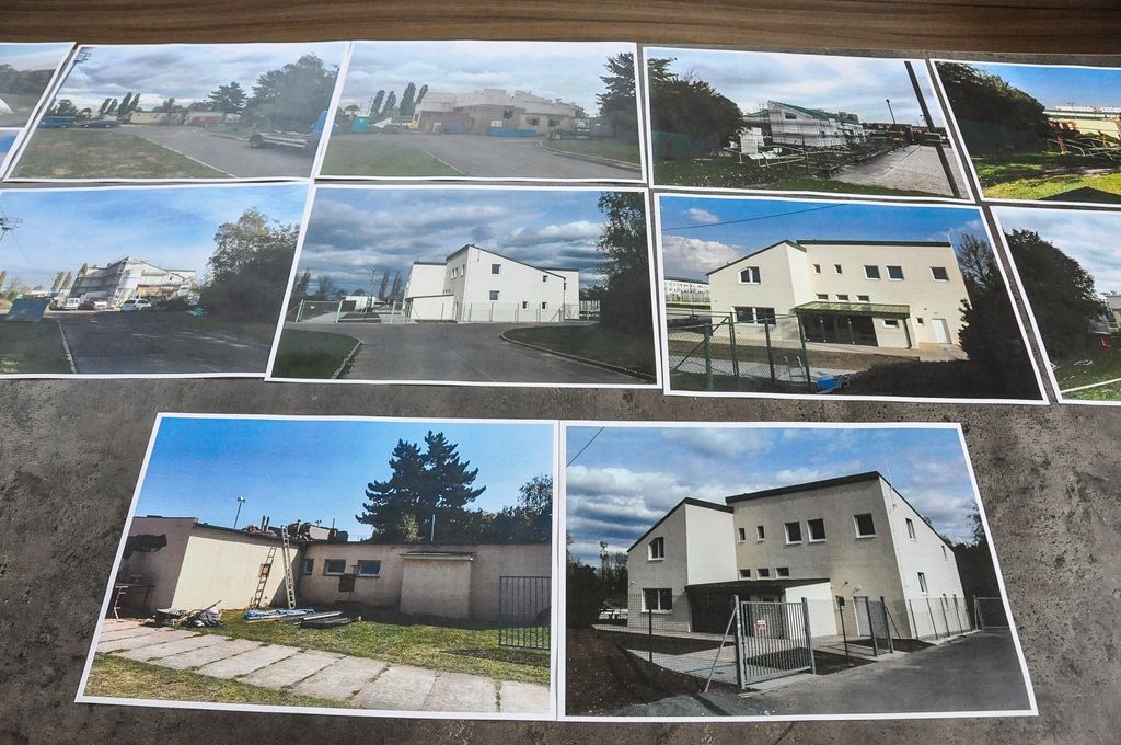 Nové šatny a zázemí u beach volejbalových kurtů na Lokomotivě Plzeň (foto: M. Pecuch, 21.6.2017)