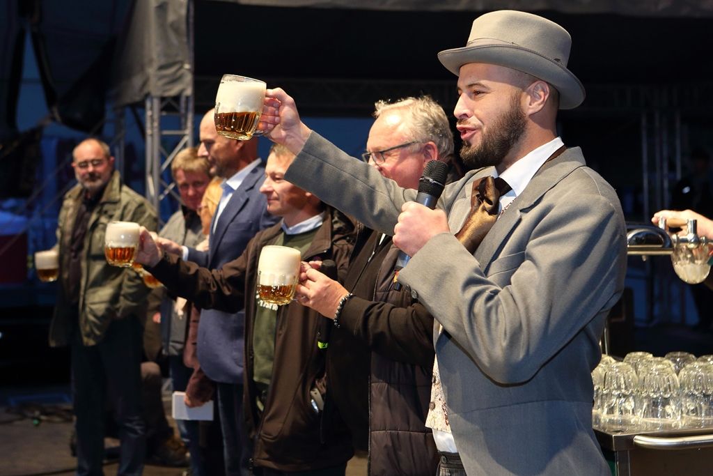 Na 50 tisíc lidí oslavilo 175. výročí plzeňského ležáku (foto: Z. Vaiz)