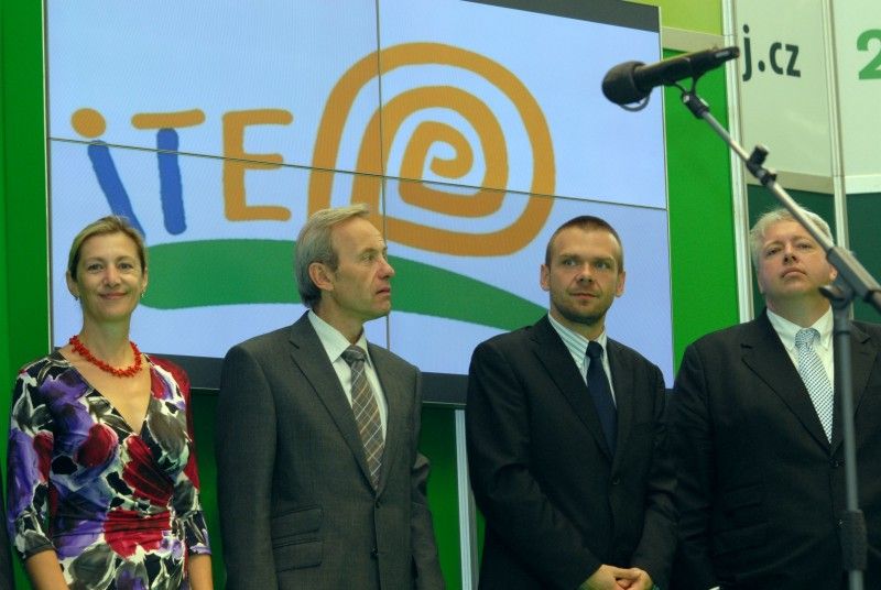 Více než sto našich a zahraničních vystavovatelů se sjelo (20.9.2012) do Městské sportovní haly na Slovanech, aby v Plzni představili kompletní informace o svých destinacích na veletrhu ITEP.