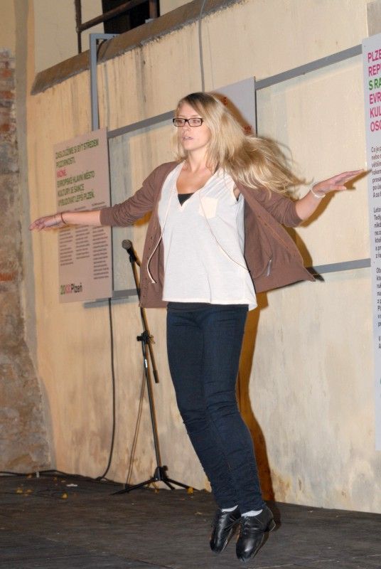 Ve středu 26. září 2012 večer odhalila společnost Plzeň 2015 na slavnostní vernisáži tváře letošních ikon z řad inovátorů, průkopníků a podnikatelů. Netradičním slavnostním večerem v Mlýnské strouze provázeli Antonín Procházka a Tereza Brodská. V programu vystoupili stepaři, na klavír zahrál Matěj Pavlík a závěr patřil baroknímu ohňostroji.