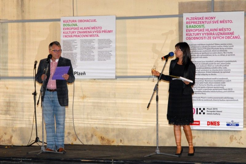 Ve středu 26. září 2012 večer odhalila společnost Plzeň 2015 na slavnostní vernisáži tváře letošních ikon z řad inovátorů, průkopníků a podnikatelů. Netradičním slavnostním večerem v Mlýnské strouze provázeli Antonín Procházka a Tereza Brodská. V programu vystoupili stepaři, na klavír zahrál Matěj Pavlík a závěr patřil baroknímu ohňostroji.