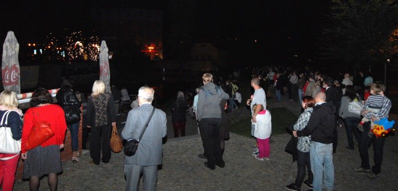 Ve středu 26. září 2012 večer odhalila společnost Plzeň 2015 na slavnostní vernisáži tváře letošních ikon z řad inovátorů, průkopníků a podnikatelů. Netradičním slavnostním večerem v Mlýnské strouze provázeli Antonín Procházka a Tereza Brodská. V programu vystoupili stepaři, na klavír zahrál Matěj Pavlík a závěr patřil baroknímu ohňostroji.