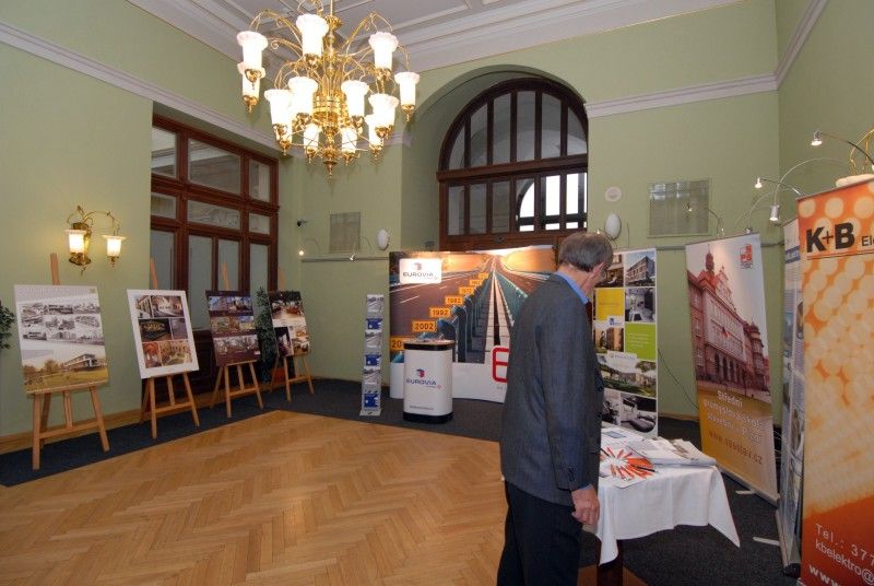 Součástí Finpexu (9.10.2012) jsou přednášky, workshopy a také galavečer, kde budou uděleny ceny Okresní hospodářské komory Plzeňsko.