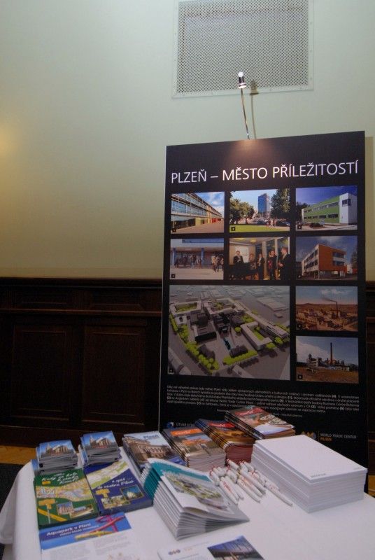 Součástí Finpexu (9.10.2012) jsou přednášky, workshopy a také galavečer, kde budou uděleny ceny Okresní hospodářské komory Plzeňsko.