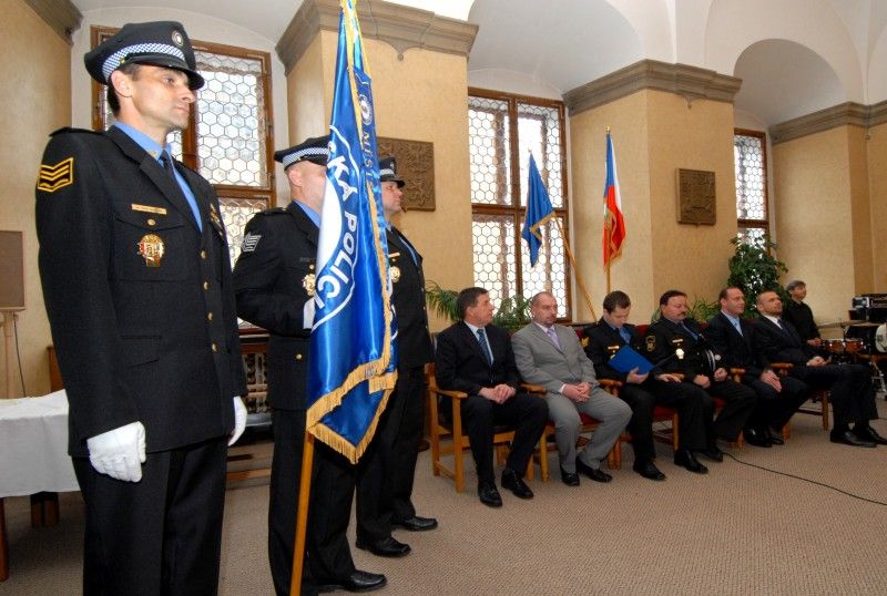 U příležitosti výročí dvaceti let, které uplynuly od jejího znovuobnovení, ocenila (1.11.2012) Městská policie Plzeň své strážníky. Téměř 160 policistů bylo ve středu dopoledne oceněno za věrnost, za mimořádné činy, za statečnost či za záchranu lidského života. Ocenění předali vybraným strážníkům primátor Martin Baxa, radní pro oblast bezpečnosti Robert Houdek a velitel Městské police Plzeň Antonín Šturm.