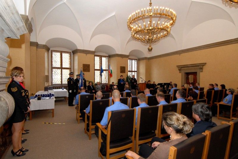 U příležitosti výročí dvaceti let, které uplynuly od jejího znovuobnovení, ocenila (1.11.2012) Městská policie Plzeň své strážníky. Téměř 160 policistů bylo ve středu dopoledne oceněno za věrnost, za mimořádné činy, za statečnost či za záchranu lidského života. Ocenění předali vybraným strážníkům primátor Martin Baxa, radní pro oblast bezpečnosti Robert Houdek a velitel Městské police Plzeň Antonín Šturm.