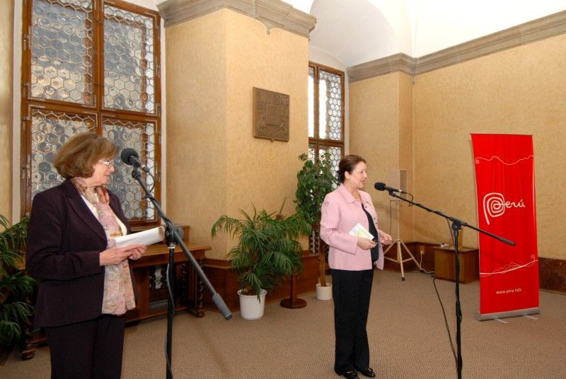 Ocenění mezi středoškoláky získaly (2.11.2012) studentky gymnázia Luďka Pika. Na druhém místě se umístily Andrea Velíšková a Anna Svobodová. Vítězkou soutěže se stala Pavla Šnebergerová. V kategorii univerzitních studentů porotu nejvíce zaujala práce Michala Bokra. Ceny byly slavnostně předány v pátek v podvečer v obřadní síni radnice.