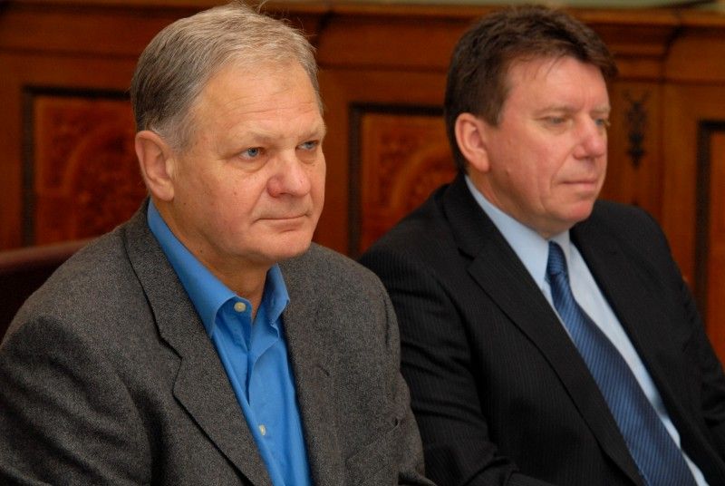 Házenkáři, medailisté z mistrovství světa a olympijských her Václav Eret, Karel Čermák, Zdeněk Černý, František Heřman, Vladimír Jarý, Jindřich Krepindl, Vladimír Haber, Stanislava Kučerová a lékař Jiří Jeschke přijali pozvání radní pro oblast školství, mládeže, sportu a životního prostředí Ireny Rottové a sešli se dnes (13.11.2012) na plzeňské radnici.