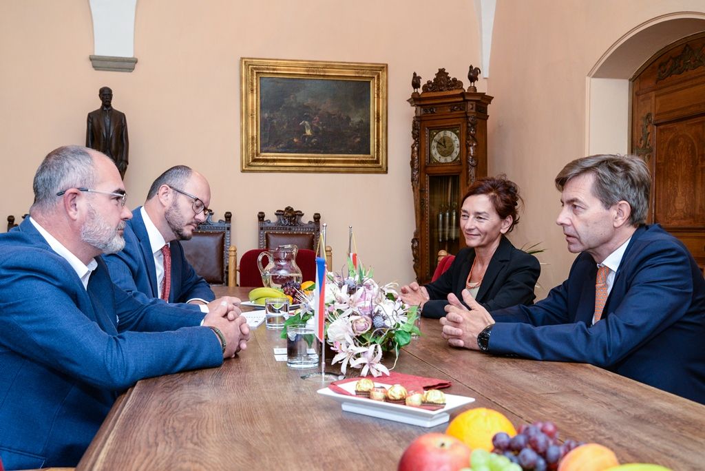 Rakouský velvyslanec zavítal do Plzně