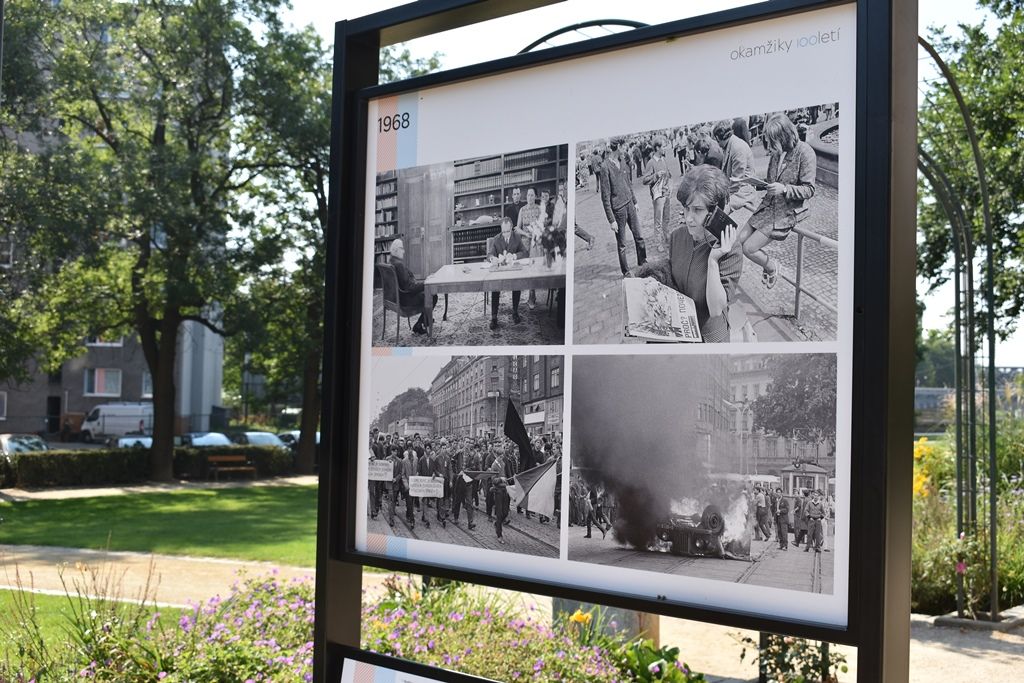 Okamžiky století se představují v Šafaříkových sadech (foto: A. Jarošová, 31.7.2018)