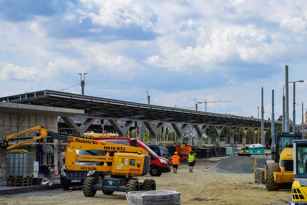 Stavba nového přestupního uzlu v Šumavské ulici v Plzni (foto: M. Pecuch, 28.8.2018)