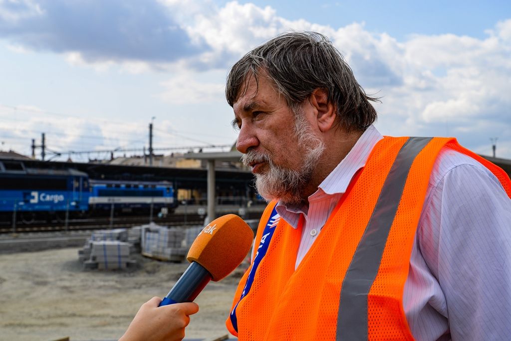 Stavba nového přestupního uzlu v Šumavské ulici v Plzni (foto: M. Pecuch, 28.8.2018)