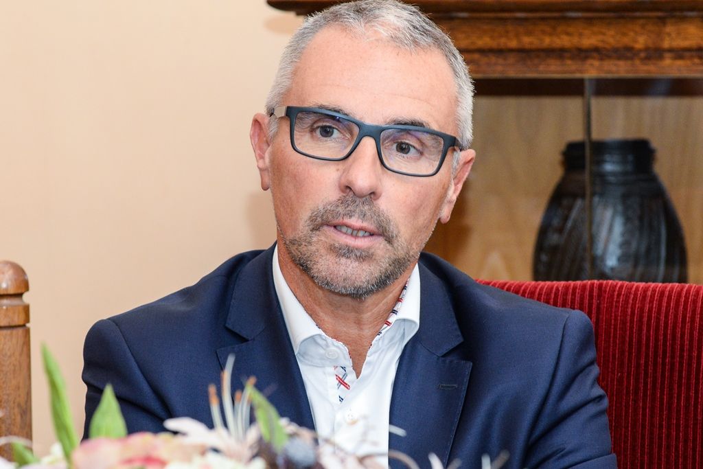 Zástupci IHF a HC Škoda Plzeň navštívili plzeňskou radnici (foto: M. Pecuch, 30.8.2018)