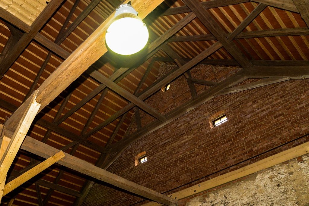 Litická stodola a sýpka (foto: M. Pecuch, 30.8.2018)