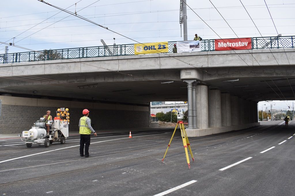 Nově otevřená Mikulášská ulice (foto: A. Jarošová, 31.8.2018)