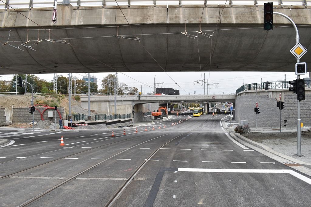 Nově otevřená Mikulášská ulice (foto: A. Jarošová, 31.8.2018)