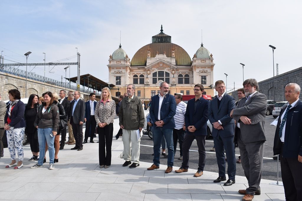 Nově otevřená Mikulášská ulice (foto: A. Jarošová, 31.8.2018)