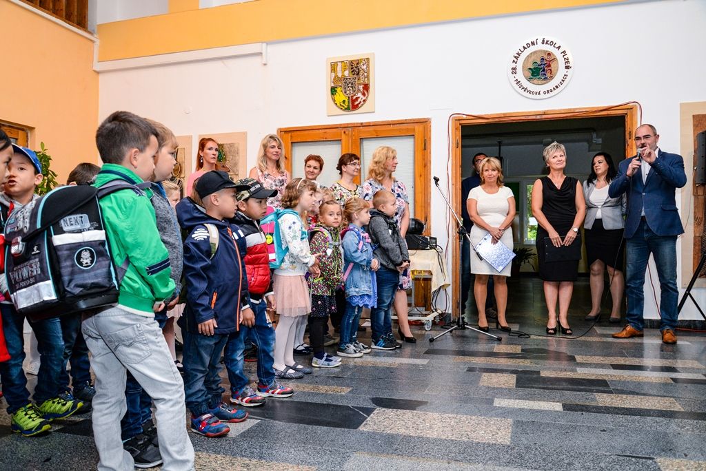 Vítání prvňáčků na 28. ZŠ (foto: M. Pecuch, 3.9.2018)
