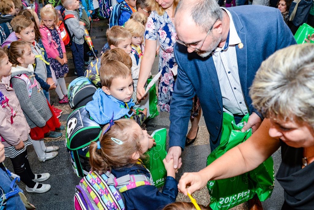 Vítání prvňáčků na 28. ZŠ (foto: M. Pecuch, 3.9.2018)