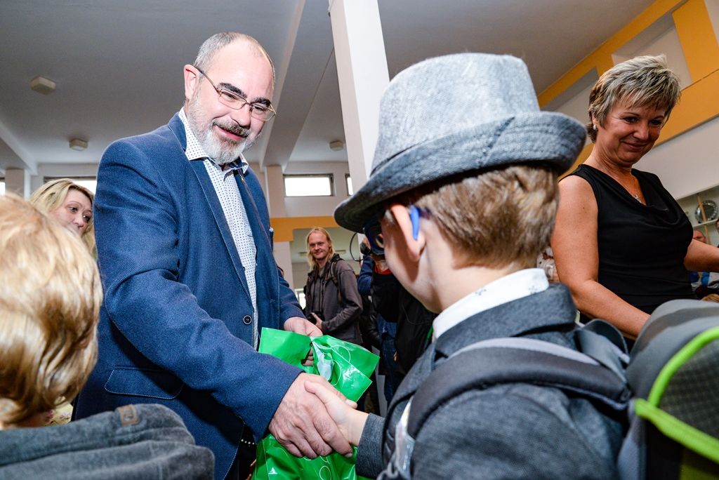 Vítání prvňáčků na 28. ZŠ (foto: M. Pecuch, 3.9.2018)