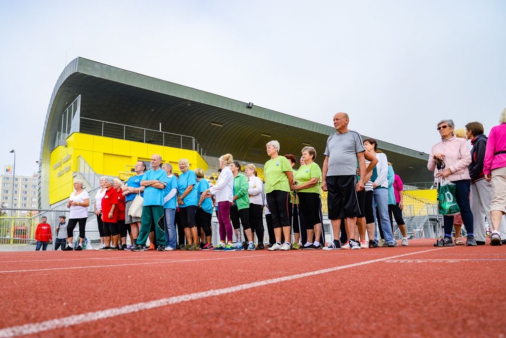 Senioři změřili své síly na atletickém stadionu (foto: M. Pecuch, 5.9.2018)