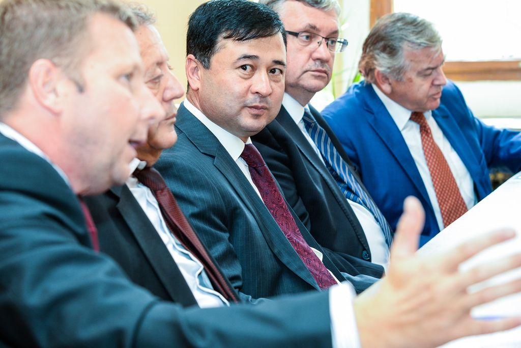 Primátor Martin Zrzavecký přijal delegaci Uzbekistánu (fotografie: M. Pecuch, 11.9.2018)