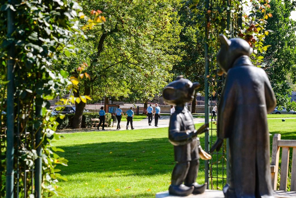 Preventivní kontrola osob bez domova v sadovém okruhu (foto: M. Pecuch, 10.9.2018)