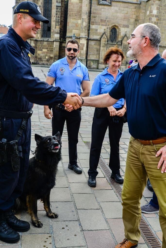 Preventivní kontrola osob bez domova v sadovém okruhu (foto: M. Pecuch, 10.9.2018)
