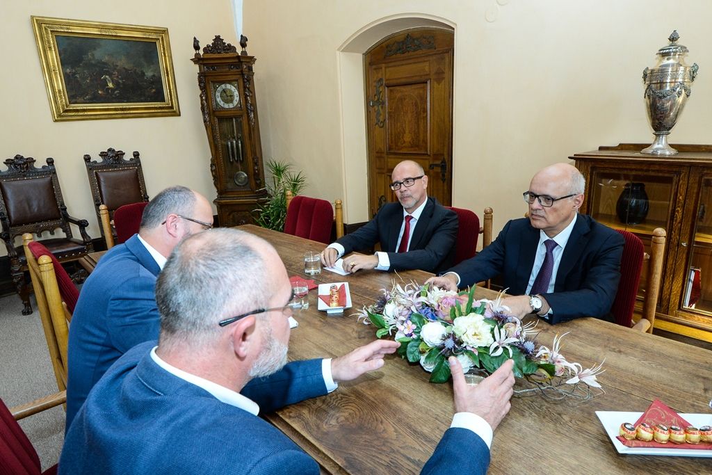 Primátor přijal švýcarského velvyslance (foto: M. Pecuch, 19.9.2018)