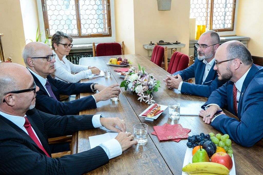 Primátor přijal švýcarského velvyslance