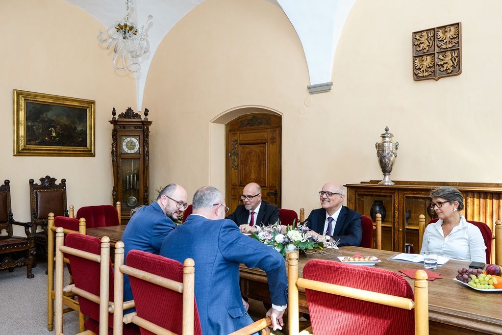 Primátor přijal švýcarského velvyslance (foto: M. Pecuch, 19.9.2018)
