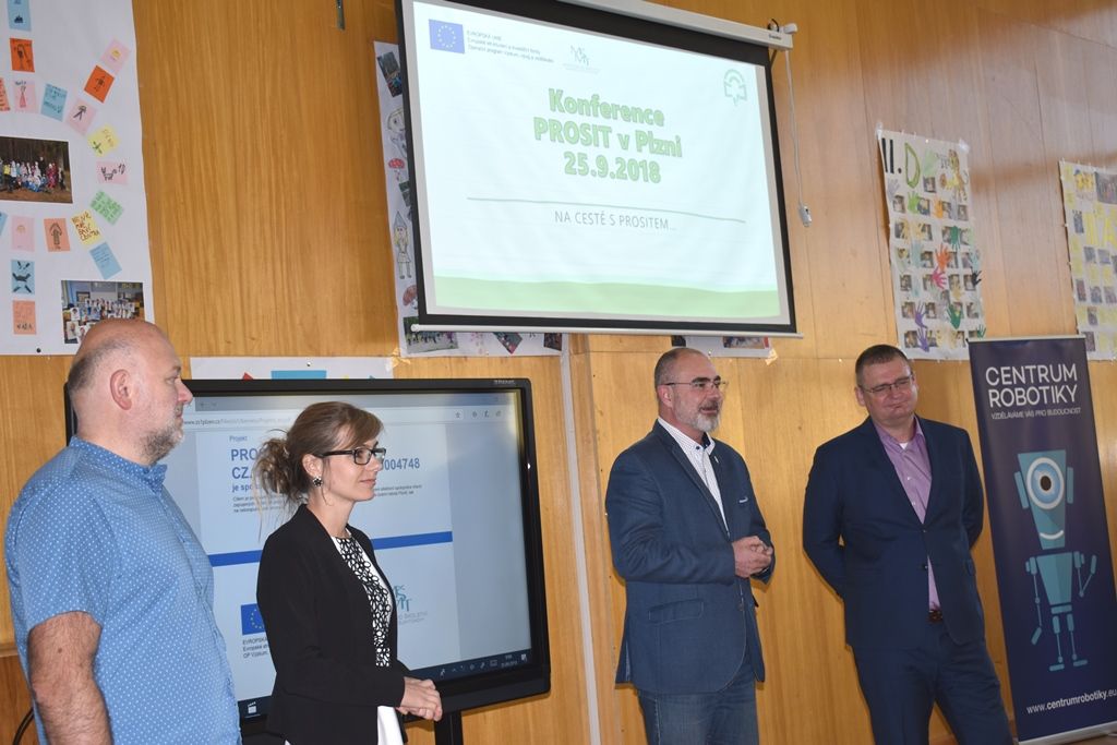 Školáci v Plzni mají k dispozici špičkové stavebnice i další pomůcky (foto: A. Jarošová, 25.9.2018)