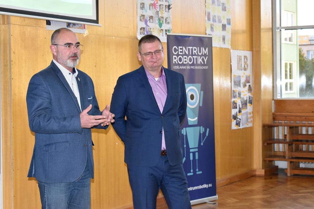 Školáci v Plzni mají k dispozici špičkové stavebnice i další pomůcky (foto: A. Jarošová, 25.9.2018)