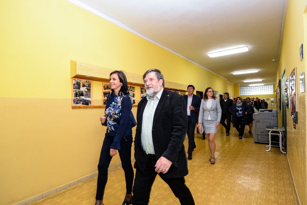 Gymnázium Františka Křižíka má nový pavilon jazyků (foto: M. Pecuch, 26.9.2018)
