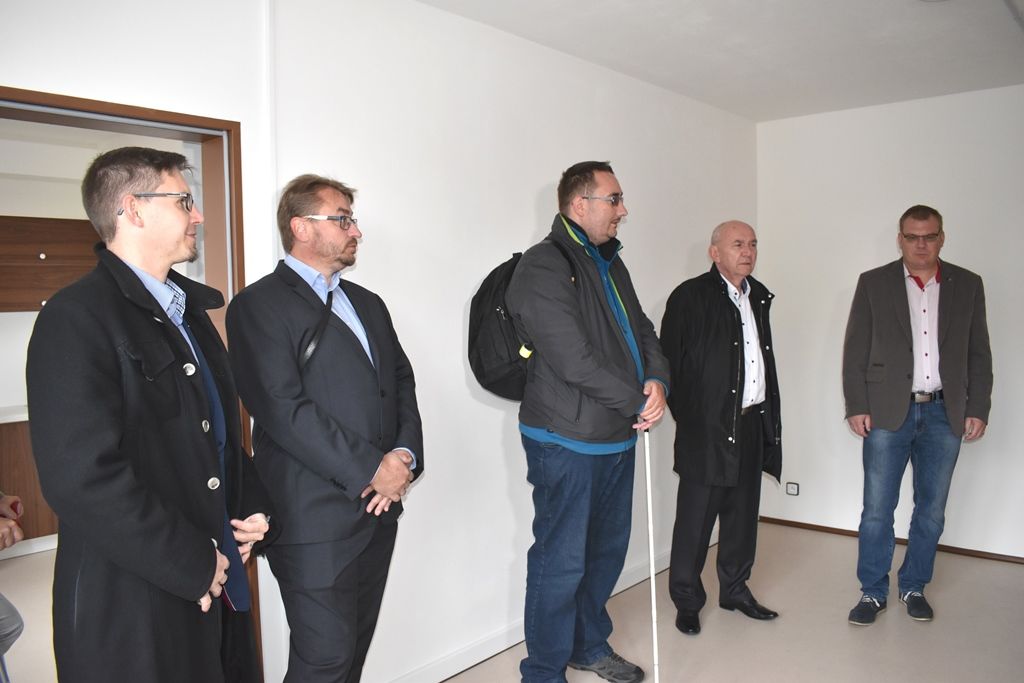 Předání bytu U Jam 23 (foto: A. Jarošová, 2.10.2018)