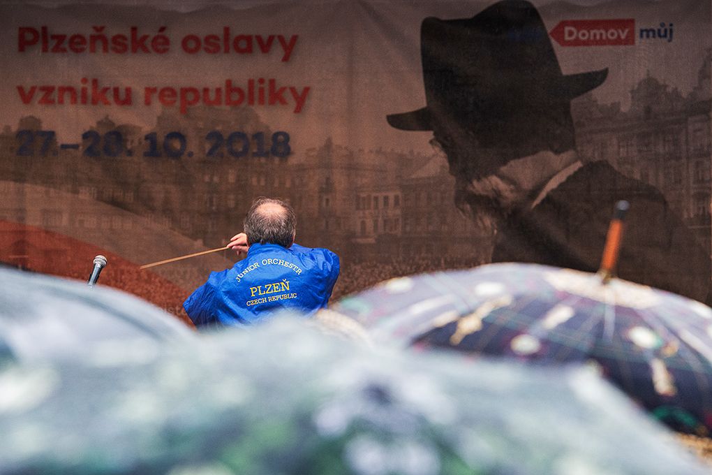 Oslavy vzniku republiky 2018 - Spalovna Chotíkov, Depo2015, Průvod světel (foto: M. Chaloupka, 28.10.2018)