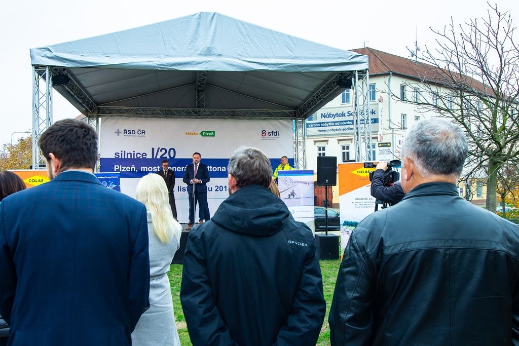 Slavnostní zprovoznění mostu gen. Pattona (foto: M. Pecuch, 7.11.2018)