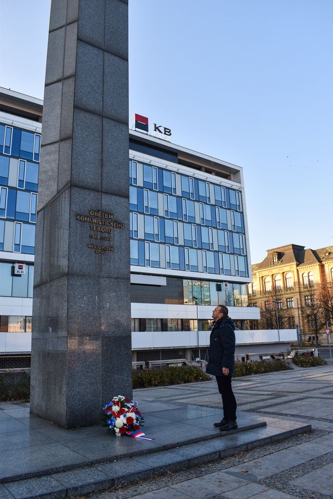 Plzeň uctila památku obětí komunismu a připomněla Václava Havla (foto: M. Fialová, 17.11.2018)