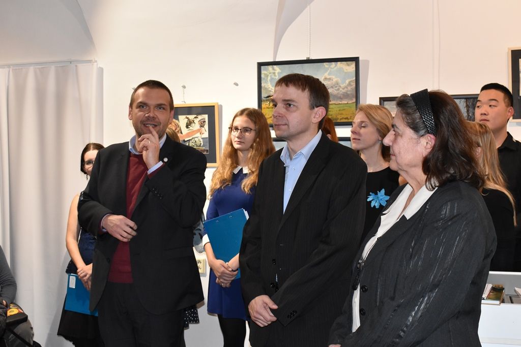 Výstava Ženy a dobrodružství Bohumila Konečného (foto vernisáž: E. Barborková, foto výstava: M. Pecuch, 6.12.2019)