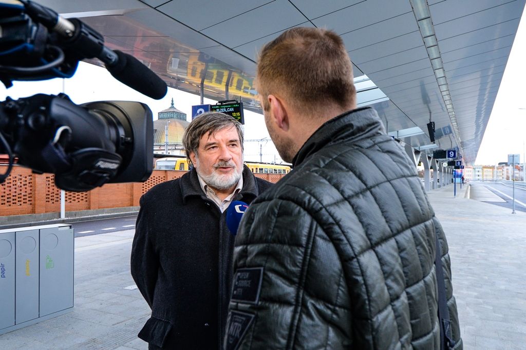 Plzeň má nový autobusový terminál, je hned vedle vlakového nádraží (foto: M. Pecuch, 7.12.2018)